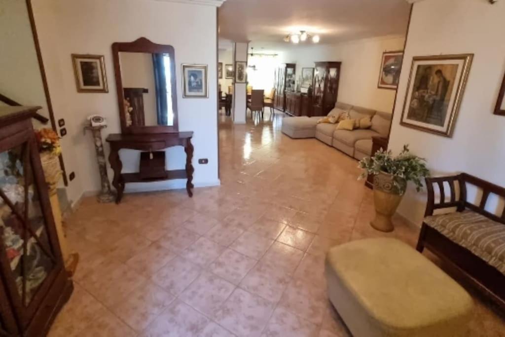 Villa Rita Giugliano In Campania Εξωτερικό φωτογραφία